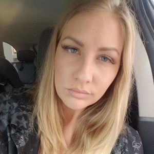 Meet your Posher, Rebekka